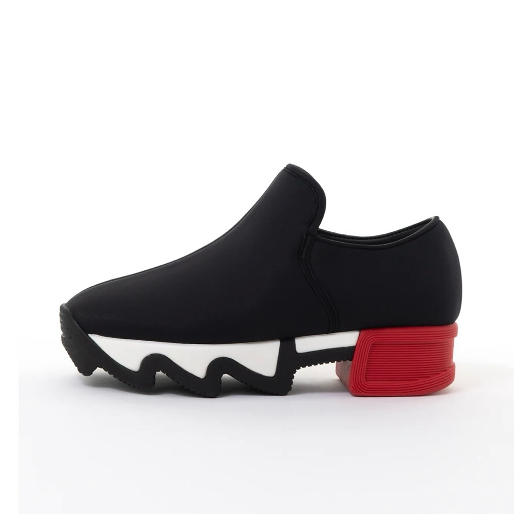 **iRi NY "Wes" Sneaker – Size 36 – Designed in New York, Made in Italy**
